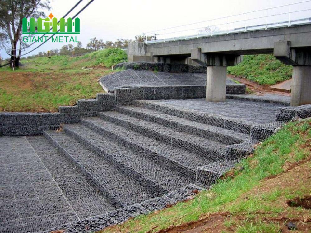 PVC woven mesh gabion baskets