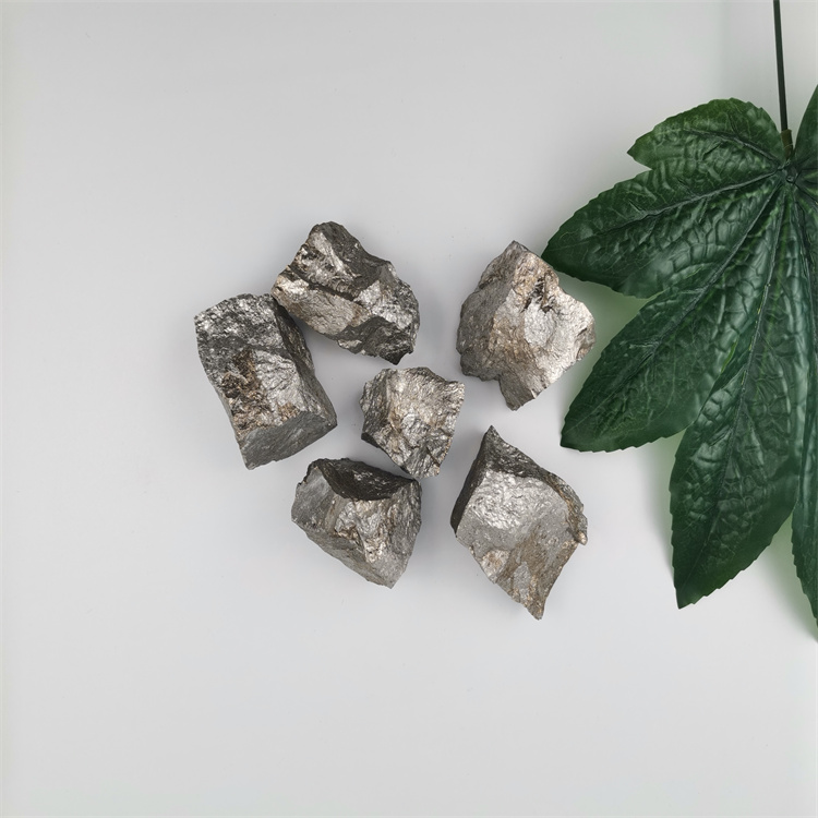 ပုံမှန်အမည် default name