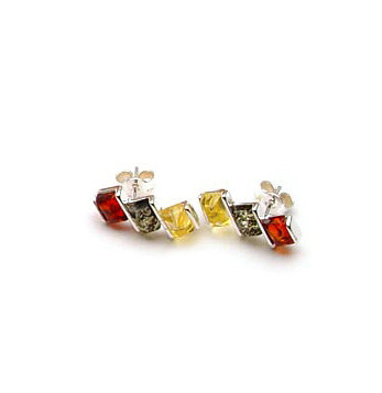 Nice-looking three diamond stud earrings silver plated