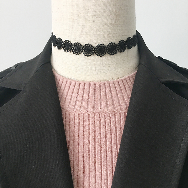 Lace Choker