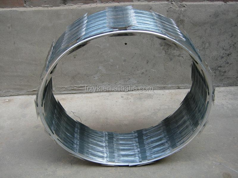 galvanized razor barbed wire Army barrier fence CBT-65 razor wire