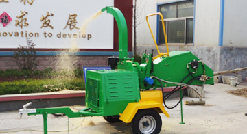 Wood shredder and wood grinder and wood crush