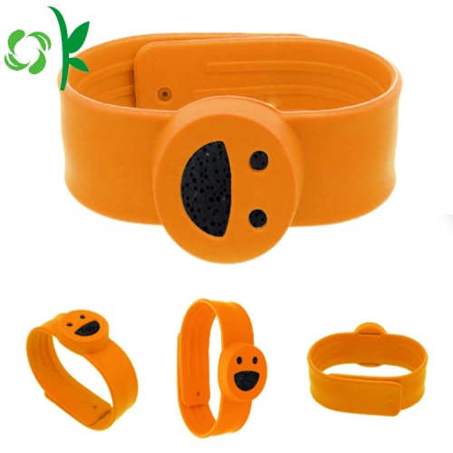 Smile Cartoon Slap Silikon Myggavvisande Armband