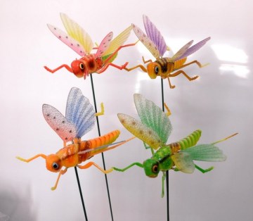 6''  Flying Locust Garden Plant Stakes