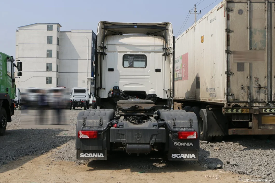 Euro 4 Used Truck White Cargo Truck Head Scania G440 Tractor Truck for Sale