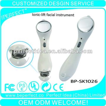 Escrow handheld ionic anti-wrinkle beauty instrument