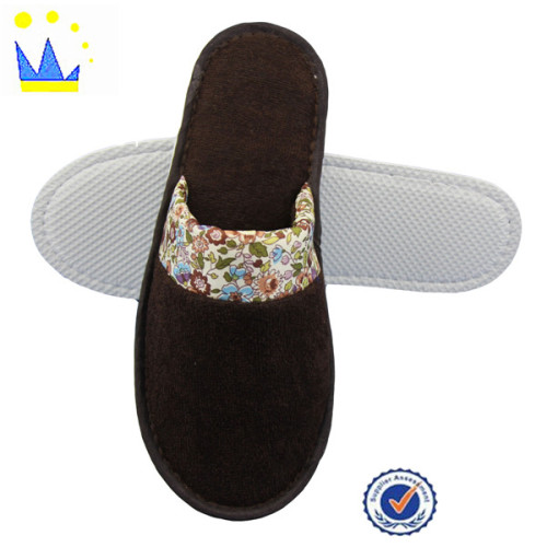 cheap disposable rubber for men slippers