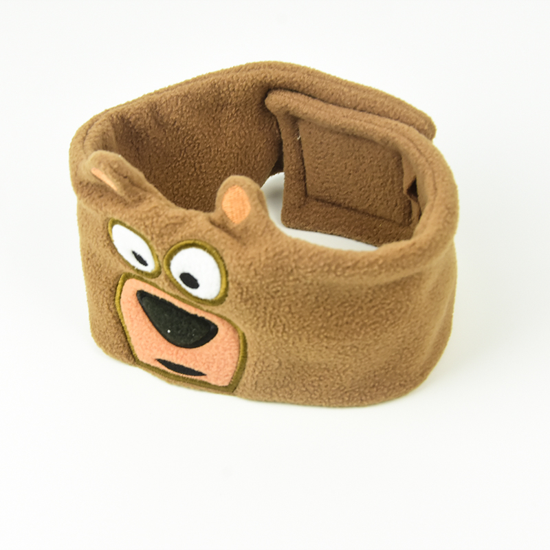 Anak -anak yang sedang tidur yang lucu menyukai headphone topi Cute sleeping children loved hat headphones