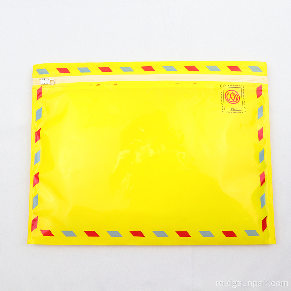 mailing din plastic cu bule galbene pentru haine