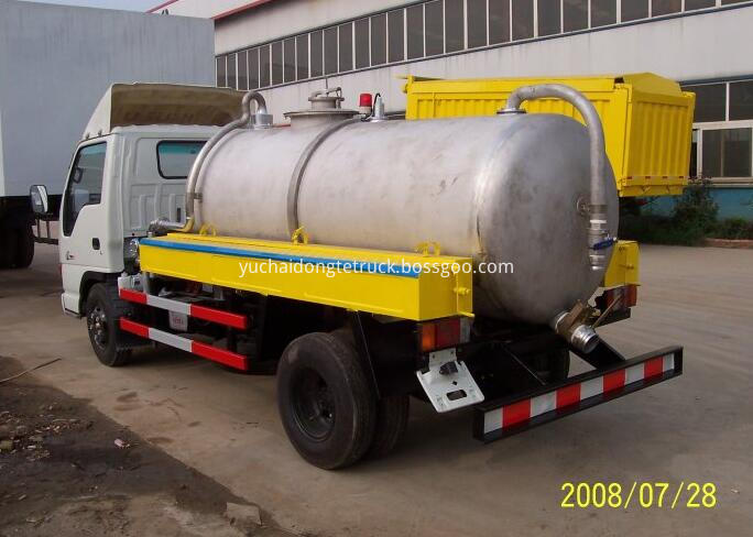 ISUZU Stainless steel vacuum suction truck