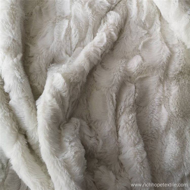 White Embossed Pv Plush Fleece Fabric Polyester