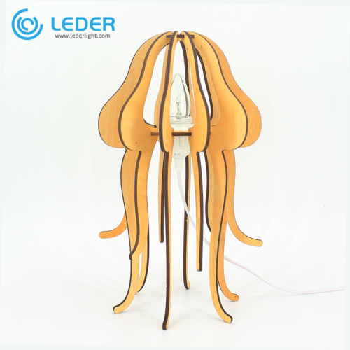 LEDER dekorativ bordslampa i trä