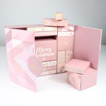 Una caja de pestañas de caja de calendario de adviento de maquillaje