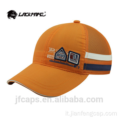 cappellino trucker mash adatto per lo sport