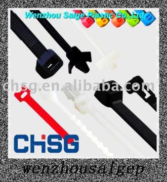 self -locking nylon cable tie