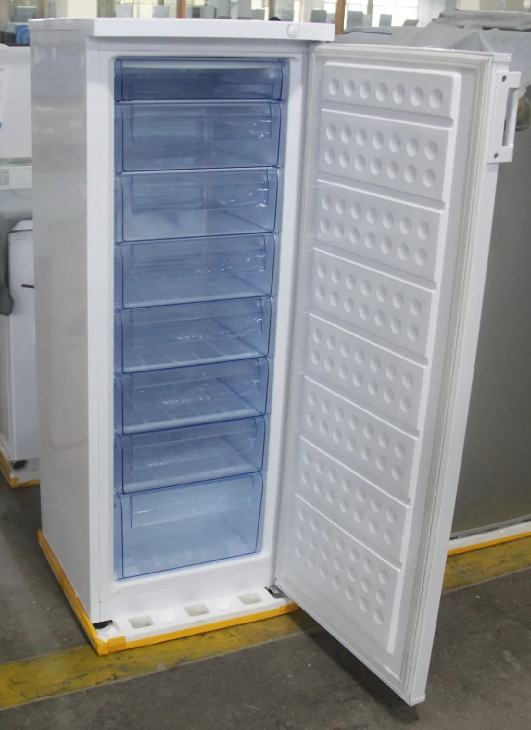 Single-Temperature Compact Deep Upright Vertical Ice Cream Freezer