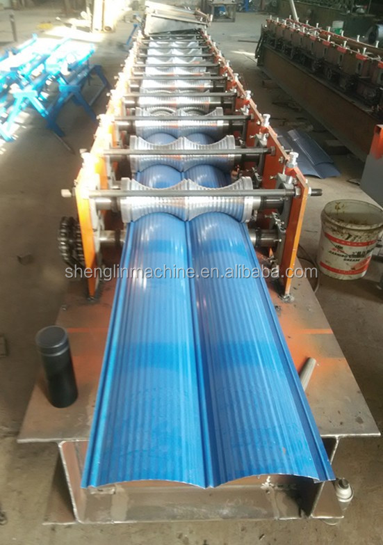 Russia Standard color steel 370 wall panel roll forming machine