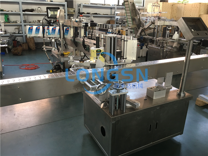 Cheap price automatic beverage juice water pet bottle labeling machine