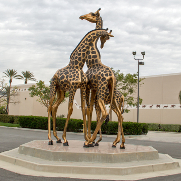 Outdoor garden metal bronze large decorative giraffe statues for sale
