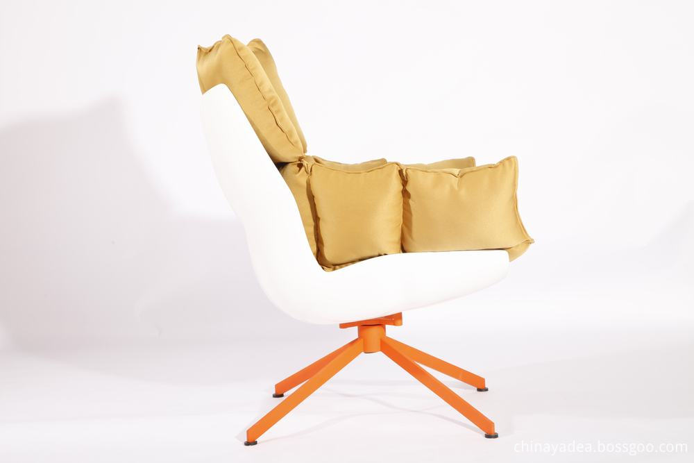 White Fabric Lounge Chair