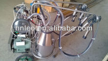 Gasoline portable milking machine