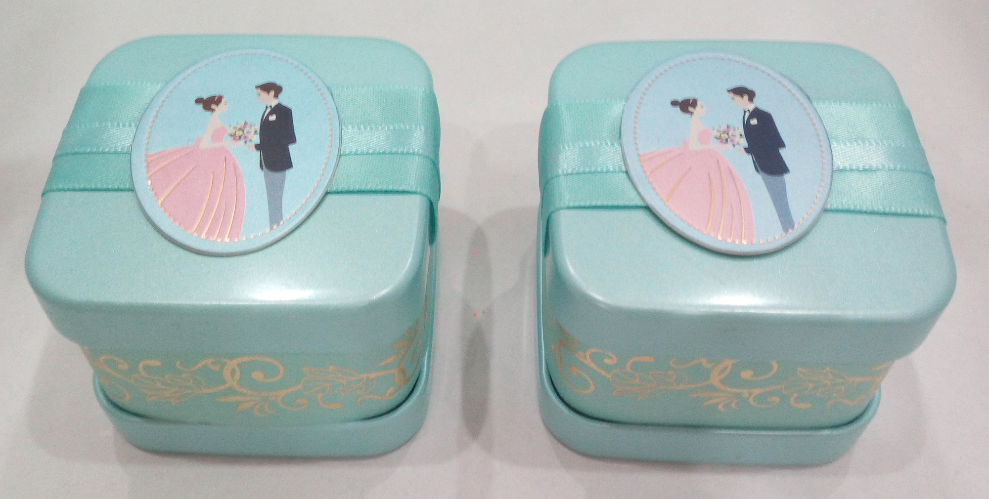 Bule Wedding Candy Tin Can