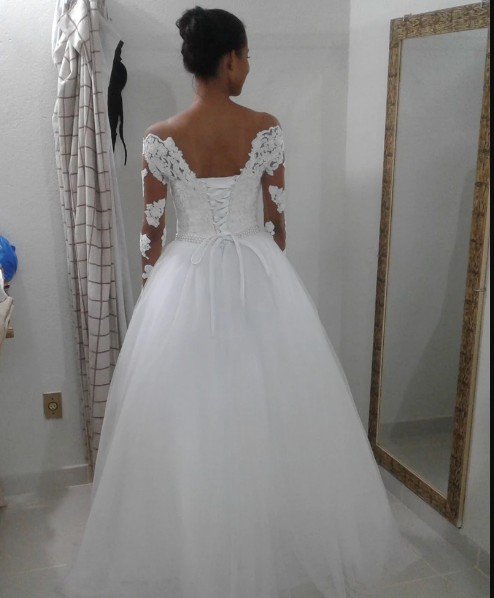 Affordable Cheap White Elegant Long Sleeves Bride Tulle Wedding Dress