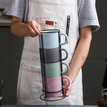 Set of 4 stackable Mugs with wire stand