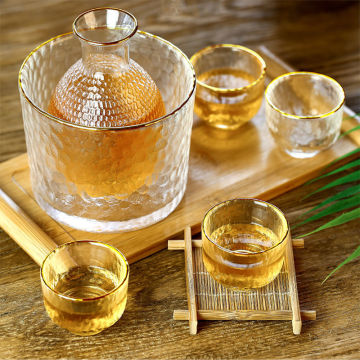 Wholesale Hammer Pattern Gold-edged Sake Flask Set with Four Cups