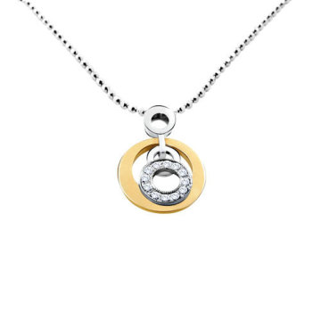 Nice-looking diamond pendant necklace
