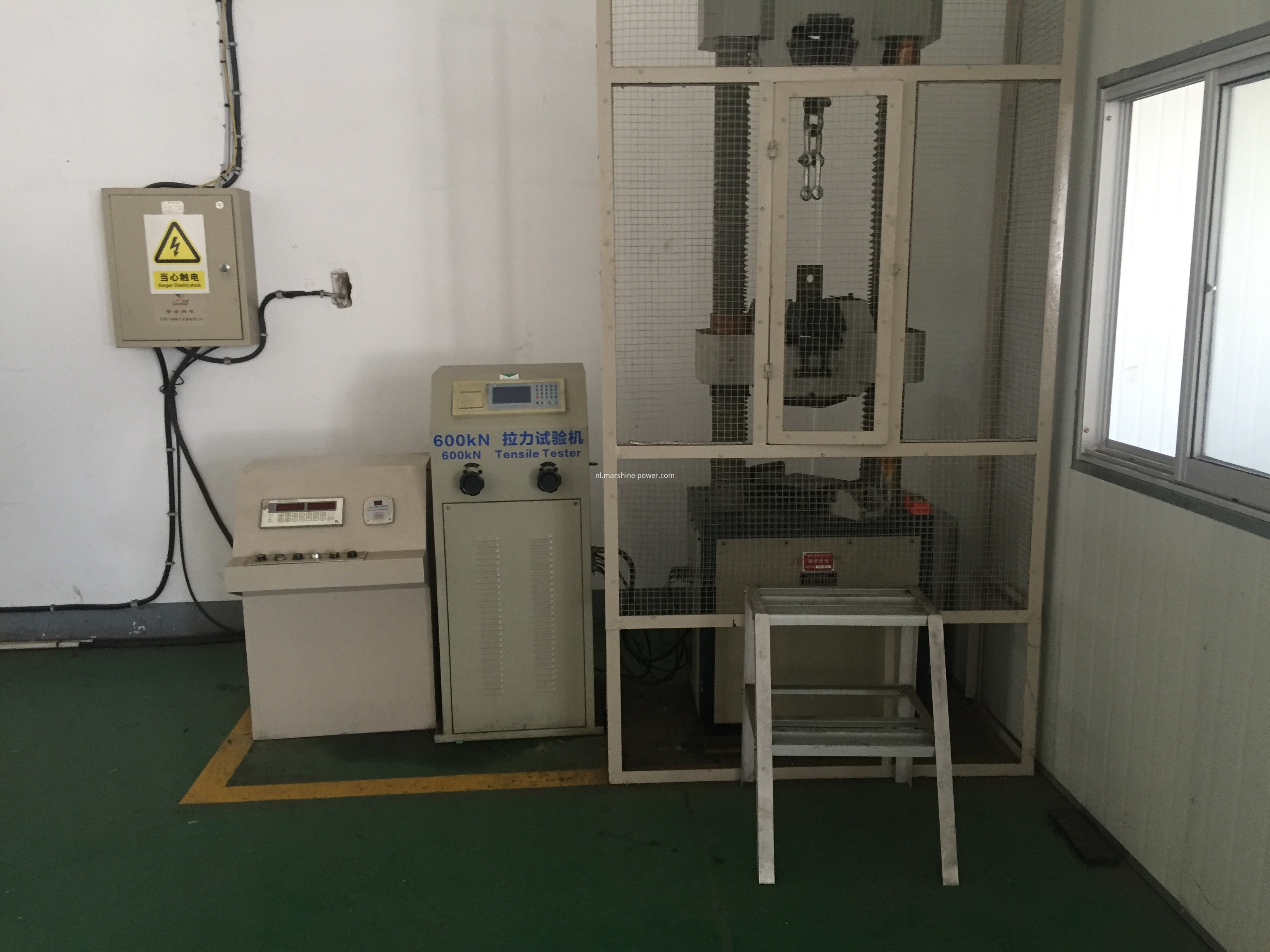 tensile tester