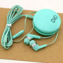 Retractable Earphones for Mobile Phone Computer