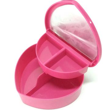 Plastic heart shaped jewelry box