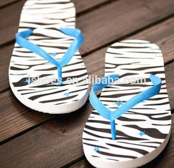 2015 fashion printing cheap wholesale personalized flip flops