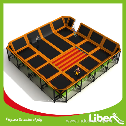 Fitness trampoline with handle