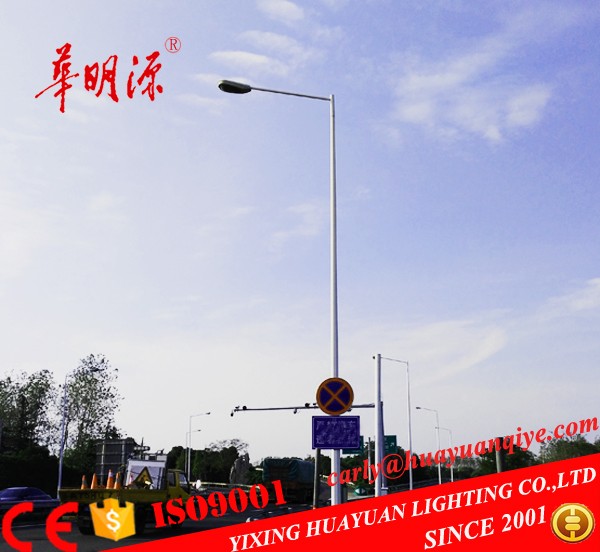 Design galvanized steel mid hinged street light pole