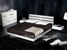 concise and elegant silver leather bed AY251