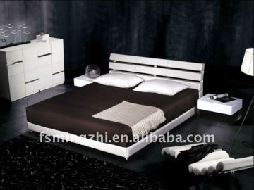 concise and elegant silver leather bed AY251