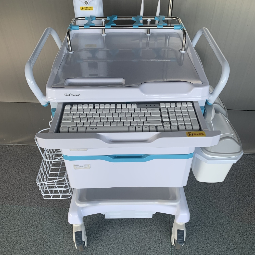 Station de travail informatique mobile d'hôpital Hospital Mobile Computing Workstation
