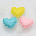 Edge Curl Colorful Heart Shaped Beads Charms para niños Toy Decor Craft Charms hechos a mano Flatback Spacer Phone Shell