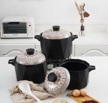 Ceramic Casserole Dish with Lid - 3 Quart Black Earthen Pot