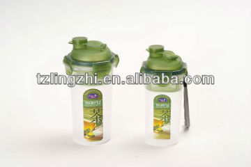 plastic sports bottle with straw