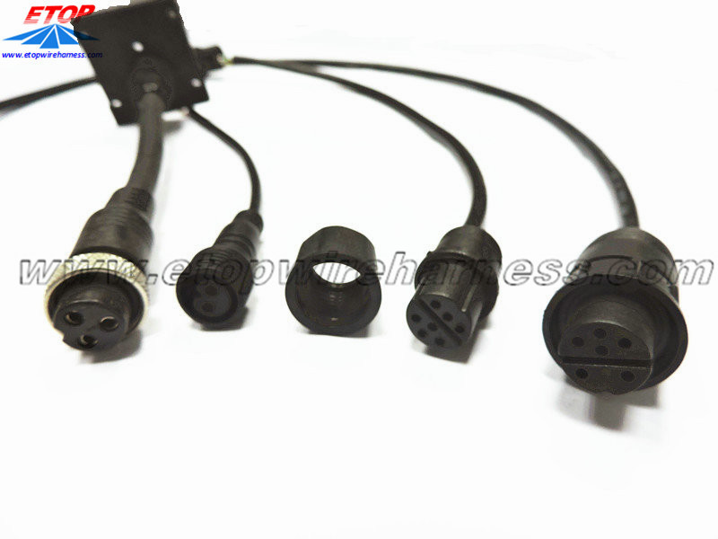 Conector impermeable moldeado para M8, M12