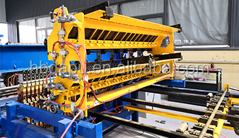 China Poultry Feeding Chicken Cage Welding Machinery