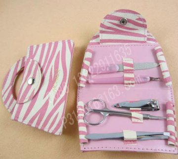 purse size manicure set