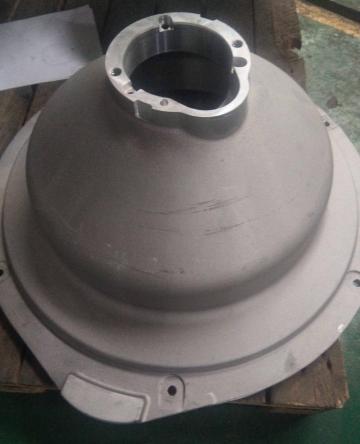 Aluminum gravity casting valve cover
