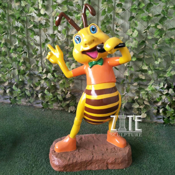 Hot sale fiberglass resin cartoon bee sculptures for mall decoration