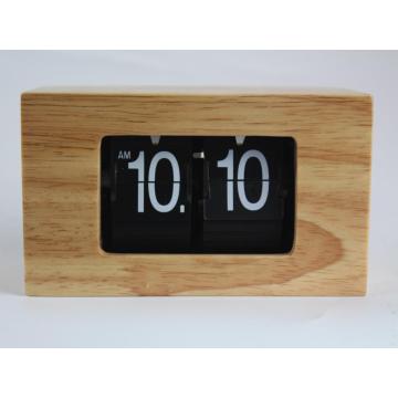 Reloj rectangular de pequeño tamaño con tapa de bambú