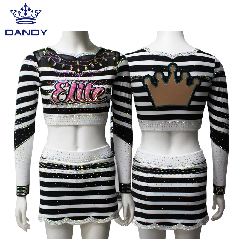 Aanpasbare crop top sublimatie cheerleading uniformen