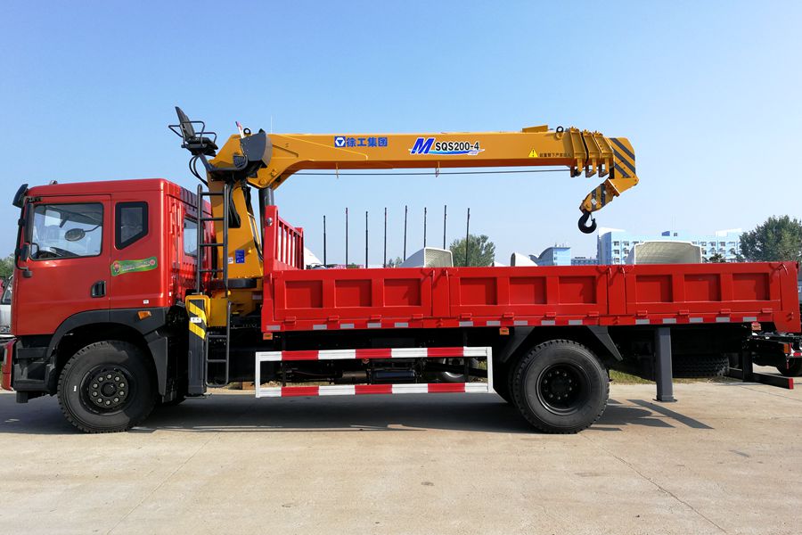 truck mounted boom lift 4